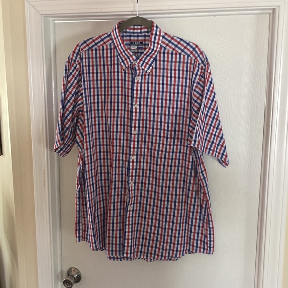 Izod red, white, and blue button down shirt - Picture 4 of 5